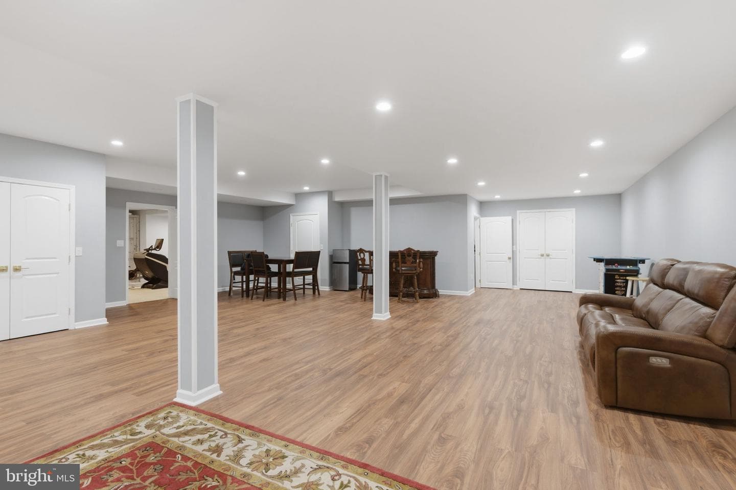 922 Sidehill Drive photo 34