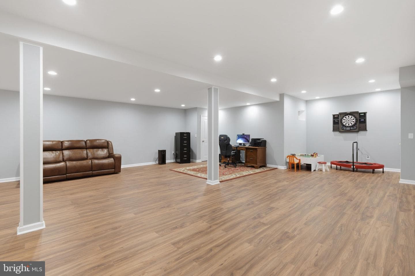 922 Sidehill Drive photo 36