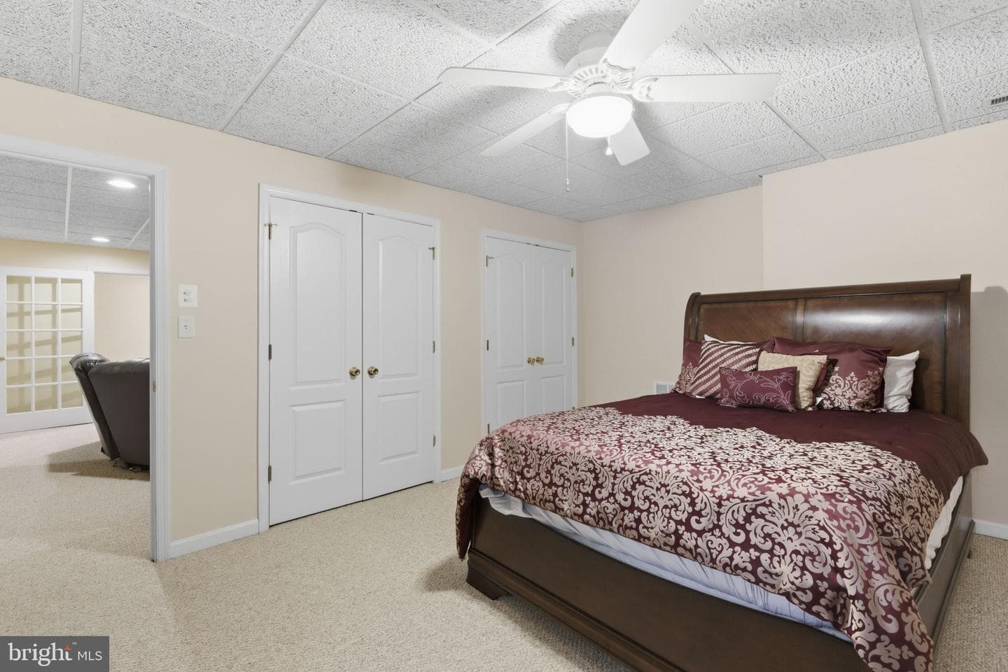 922 Sidehill Drive photo 43