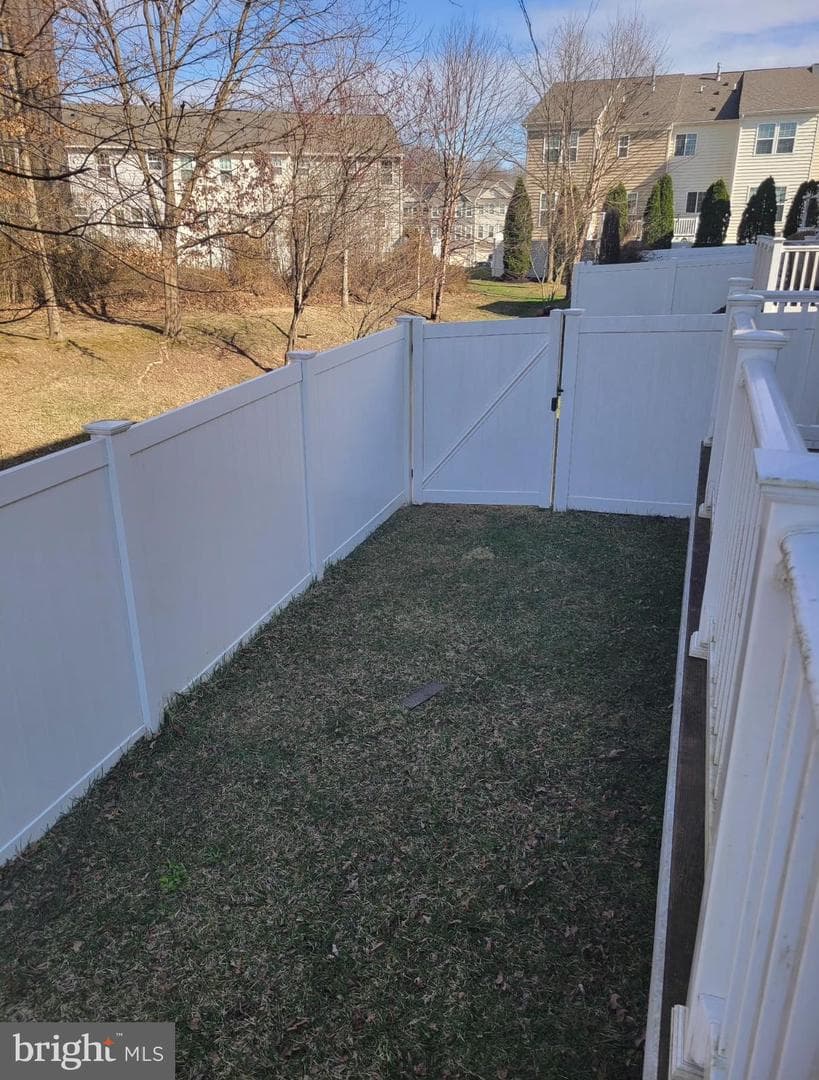 1652 Livingston Drive photo 35