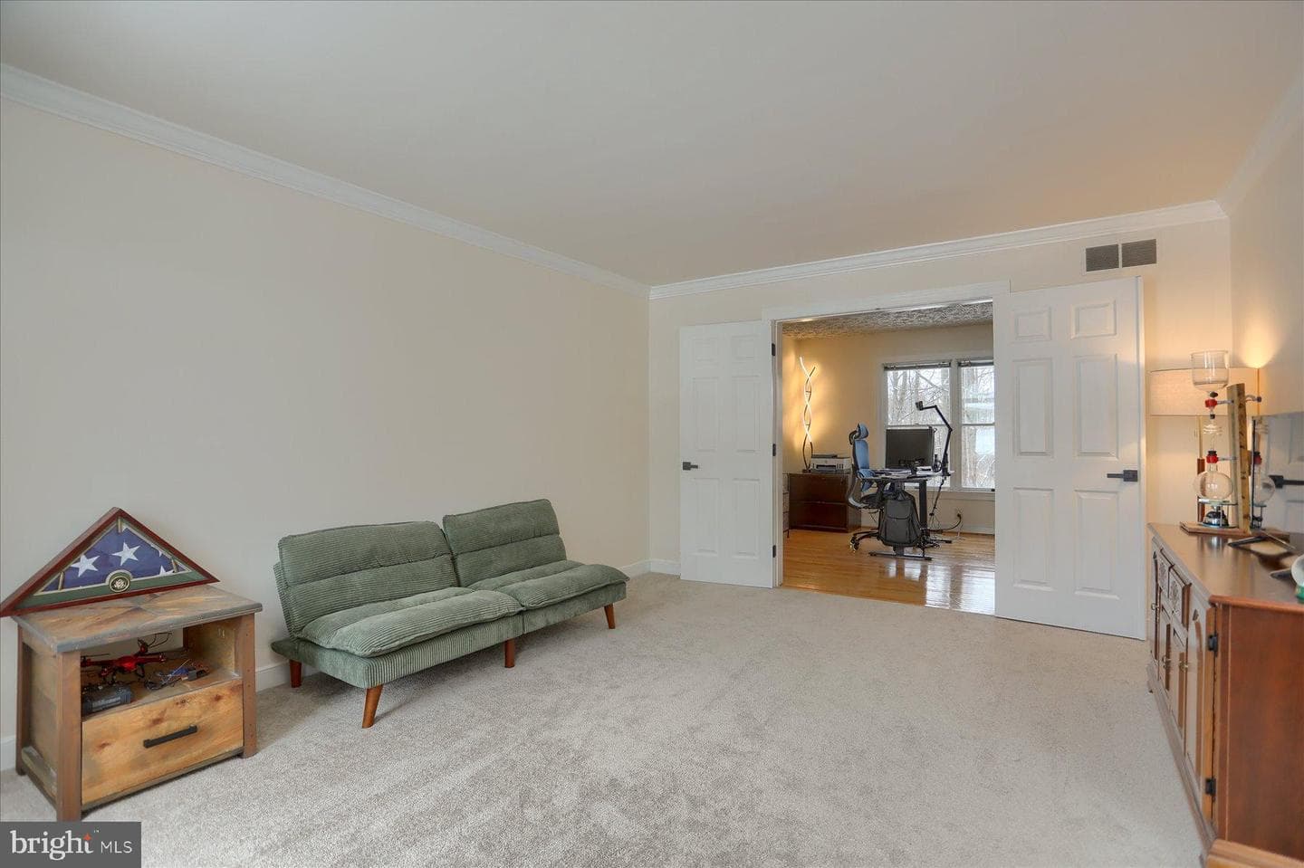 434 Dellcrest Drive photo 4