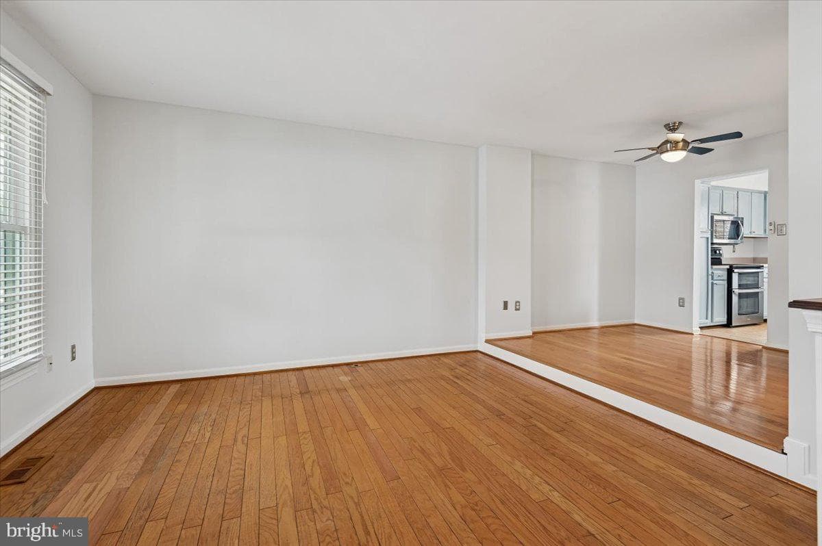 1812 Glendale Lane photo 12