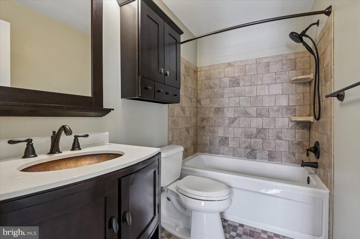 1812 Glendale Lane photo 24