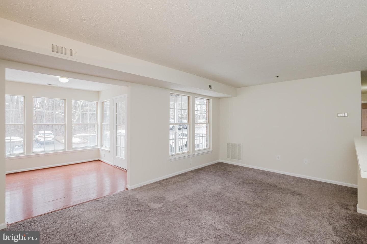 1006 Markham Court #15 photo 12