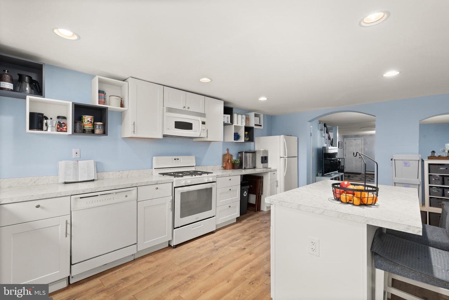 732 Green Street photo 9