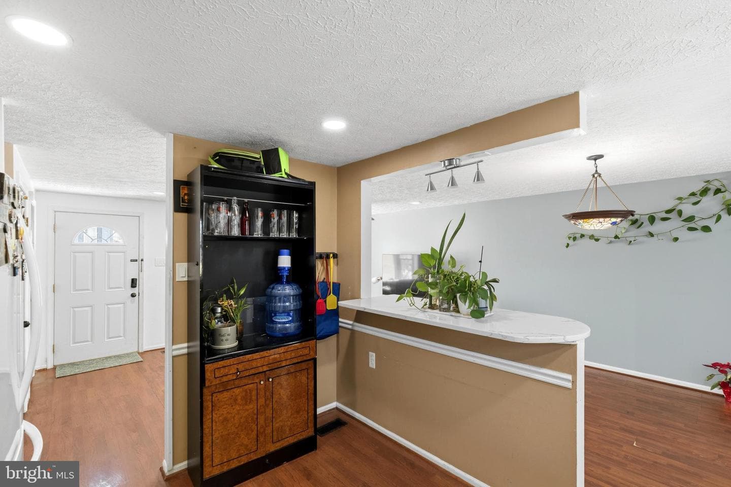 721 Rainbow Court photo 10