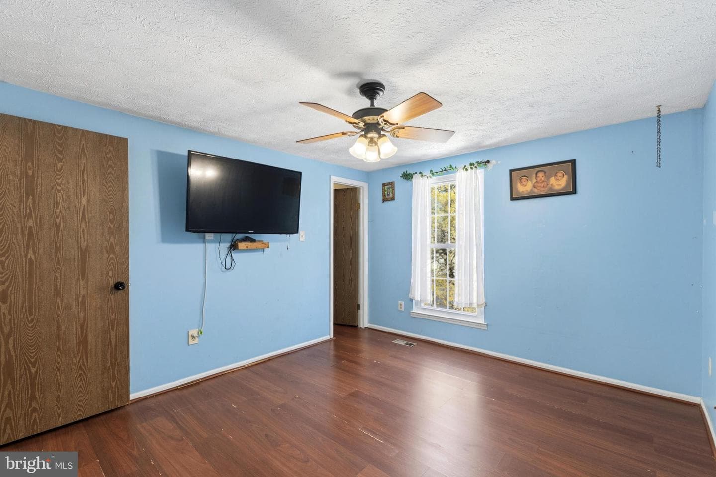 721 Rainbow Court photo 17