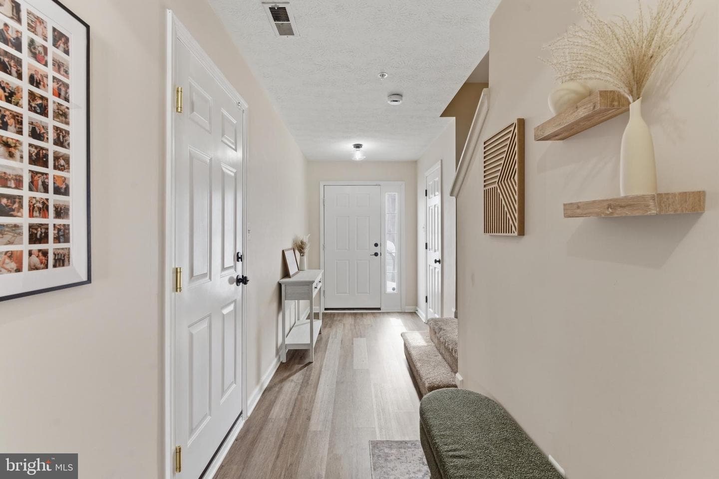 2033 Mardic Drive photo 12