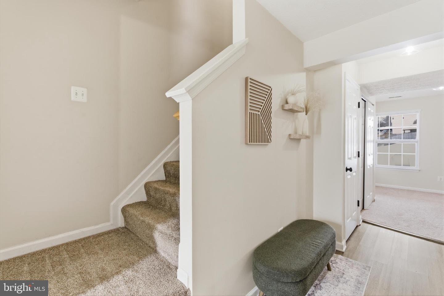 2033 Mardic Drive photo 7