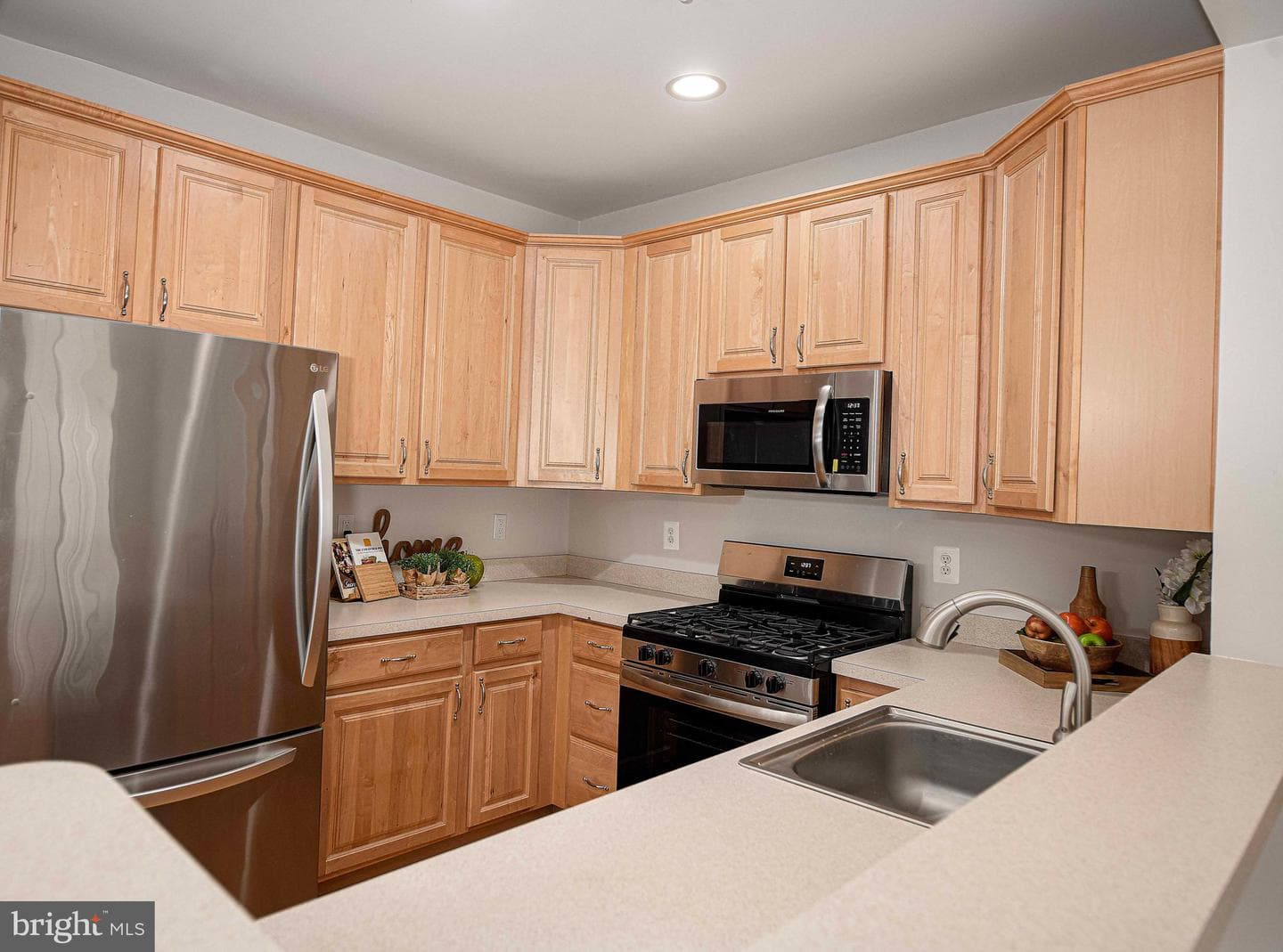 402 Aggies Circle #402-B photo 10