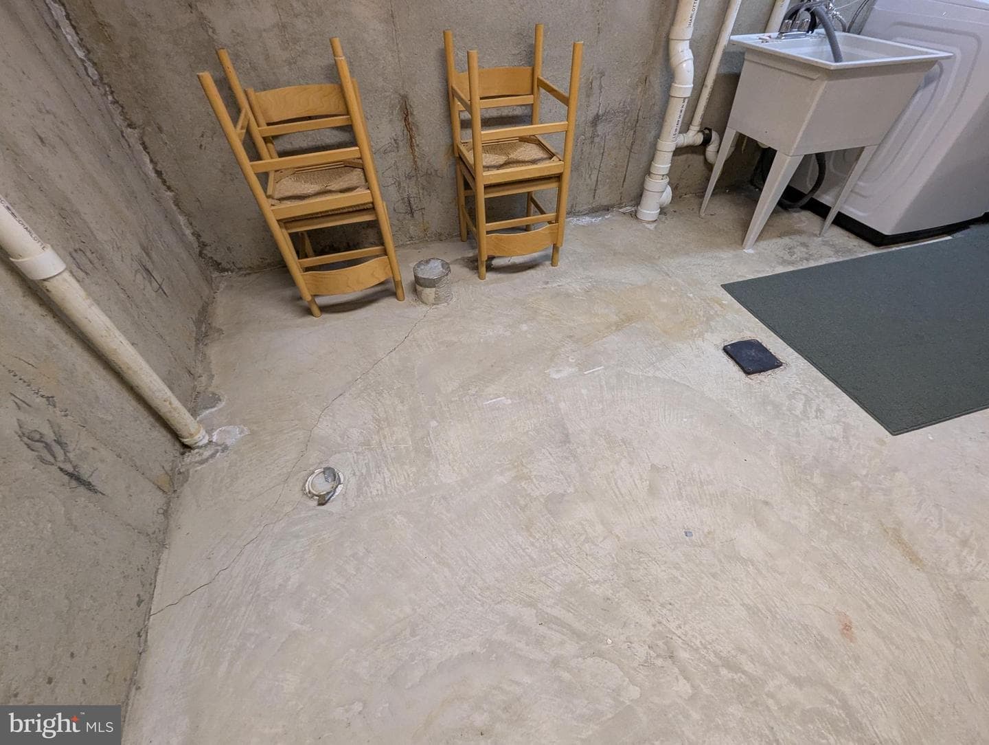1245 Athens Court photo 29