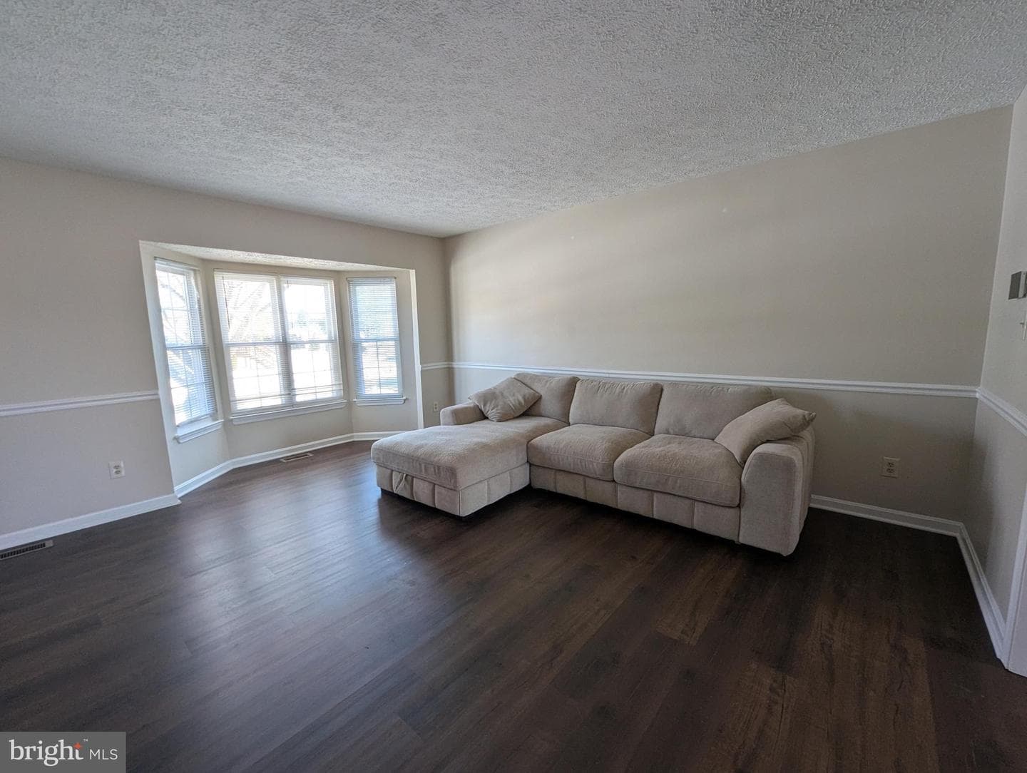 1245 Athens Court photo 5