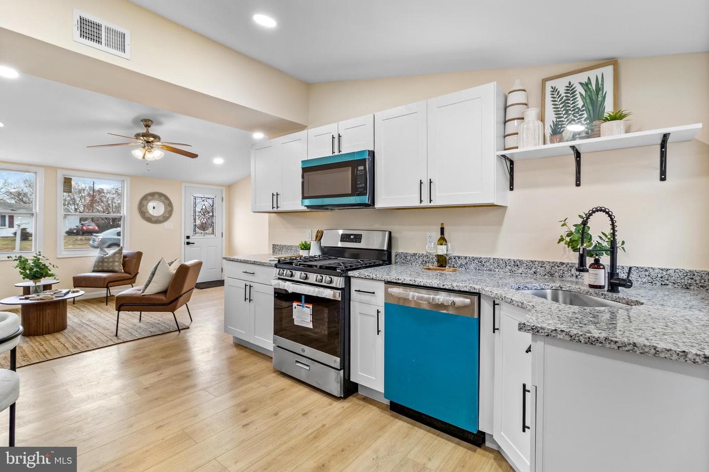 3905 Love Avenue photo 10
