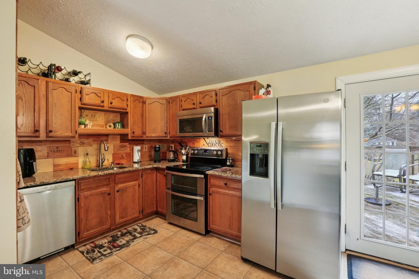 925 Hamburg Drive photo 6