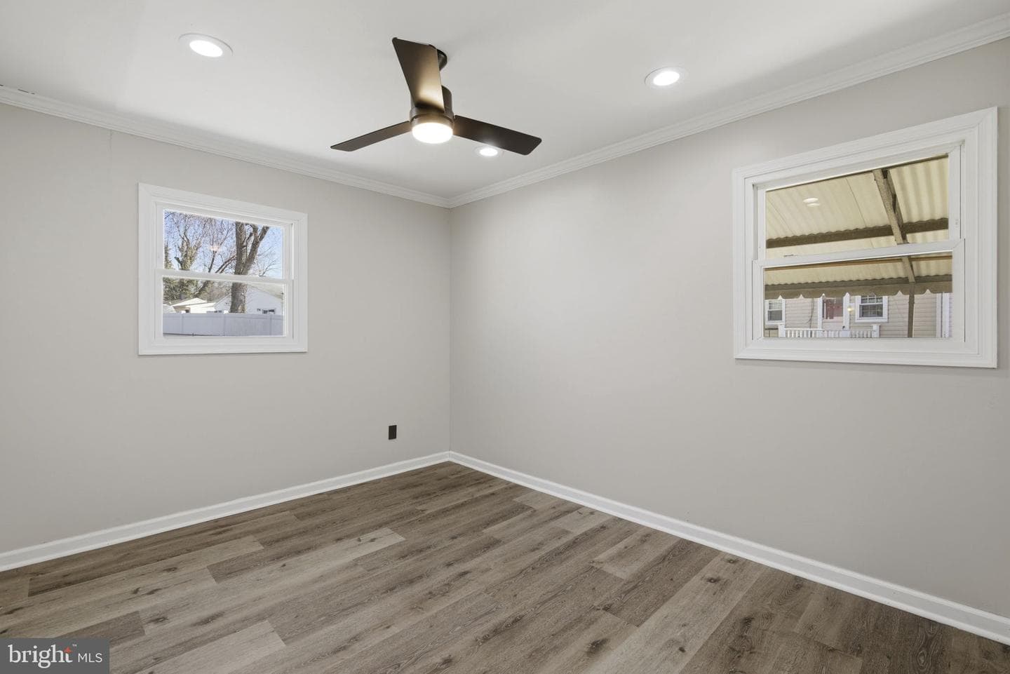 687 Plater Street photo 13