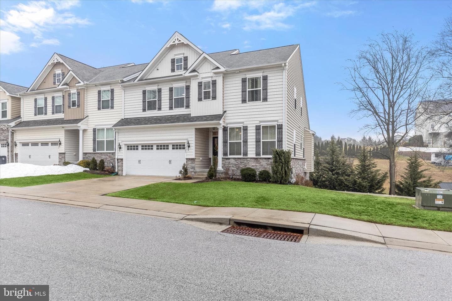 527 Stayman Court photo 2