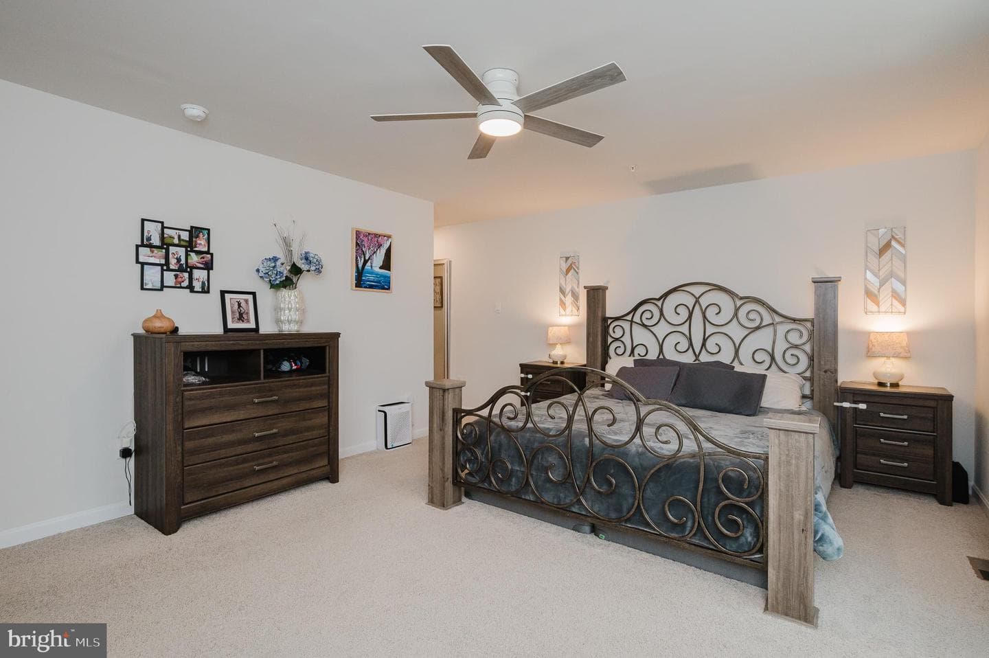 976 Pagonia Drive photo 24