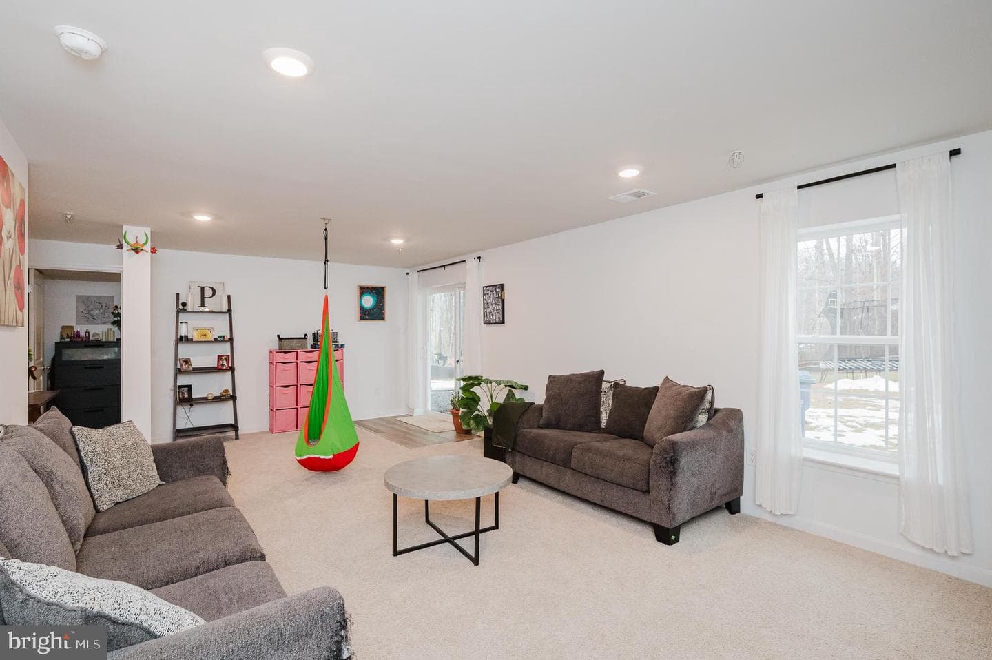 976 Pagonia Drive photo 45