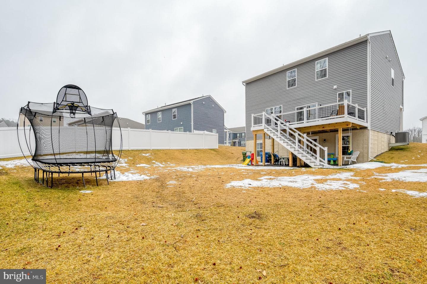 976 Pagonia Drive photo 60