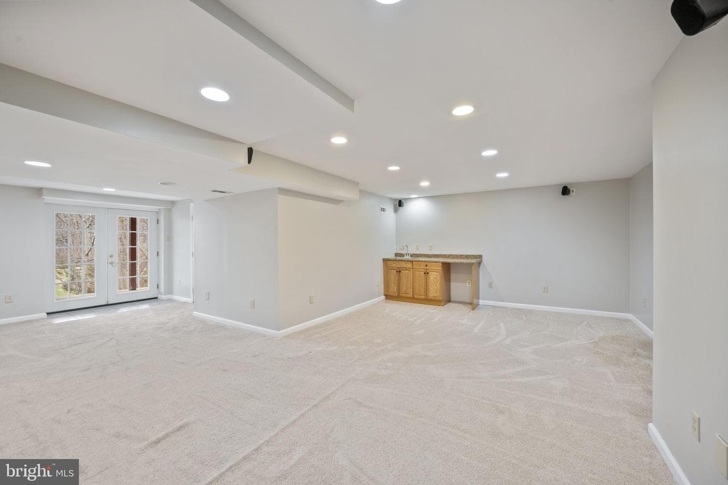 822 Lancaster Drive photo 36