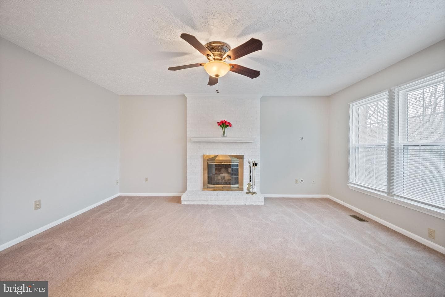 822 Lancaster Drive photo 9