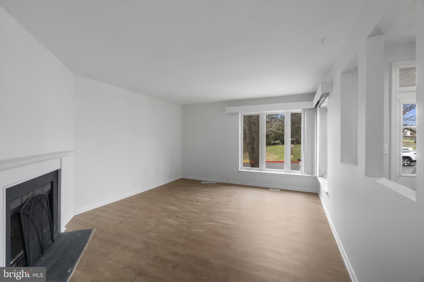 3617 Longridge Court photo 9