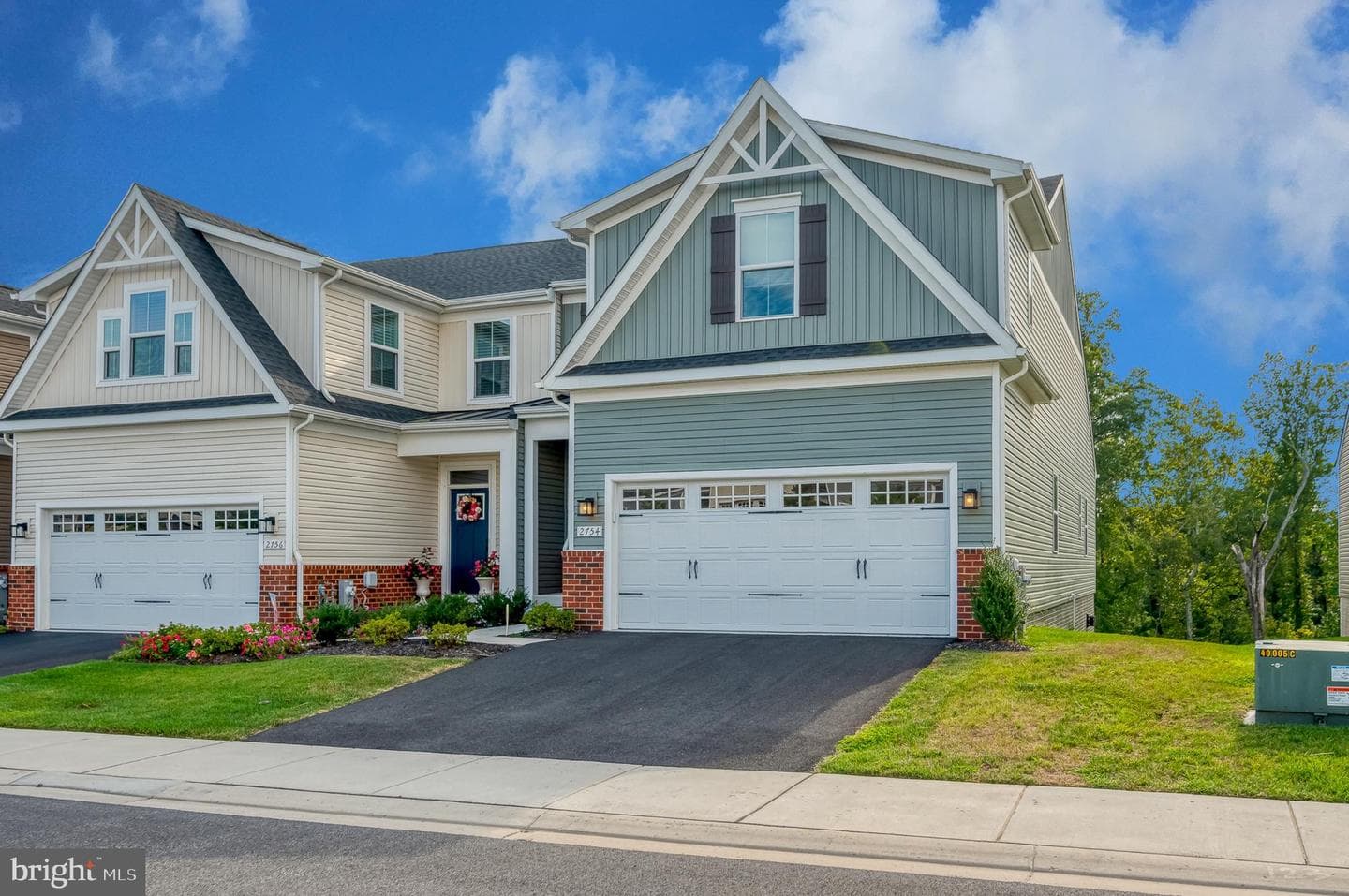 2754 Quicksilver Way photo 3