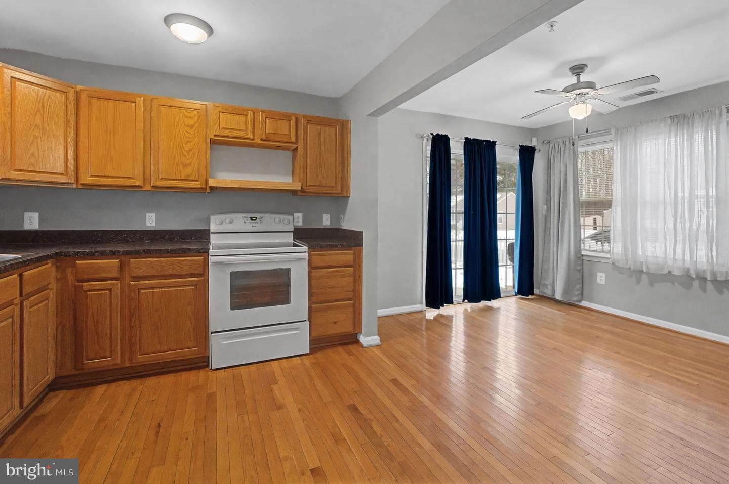 339 Edmund Street photo 13