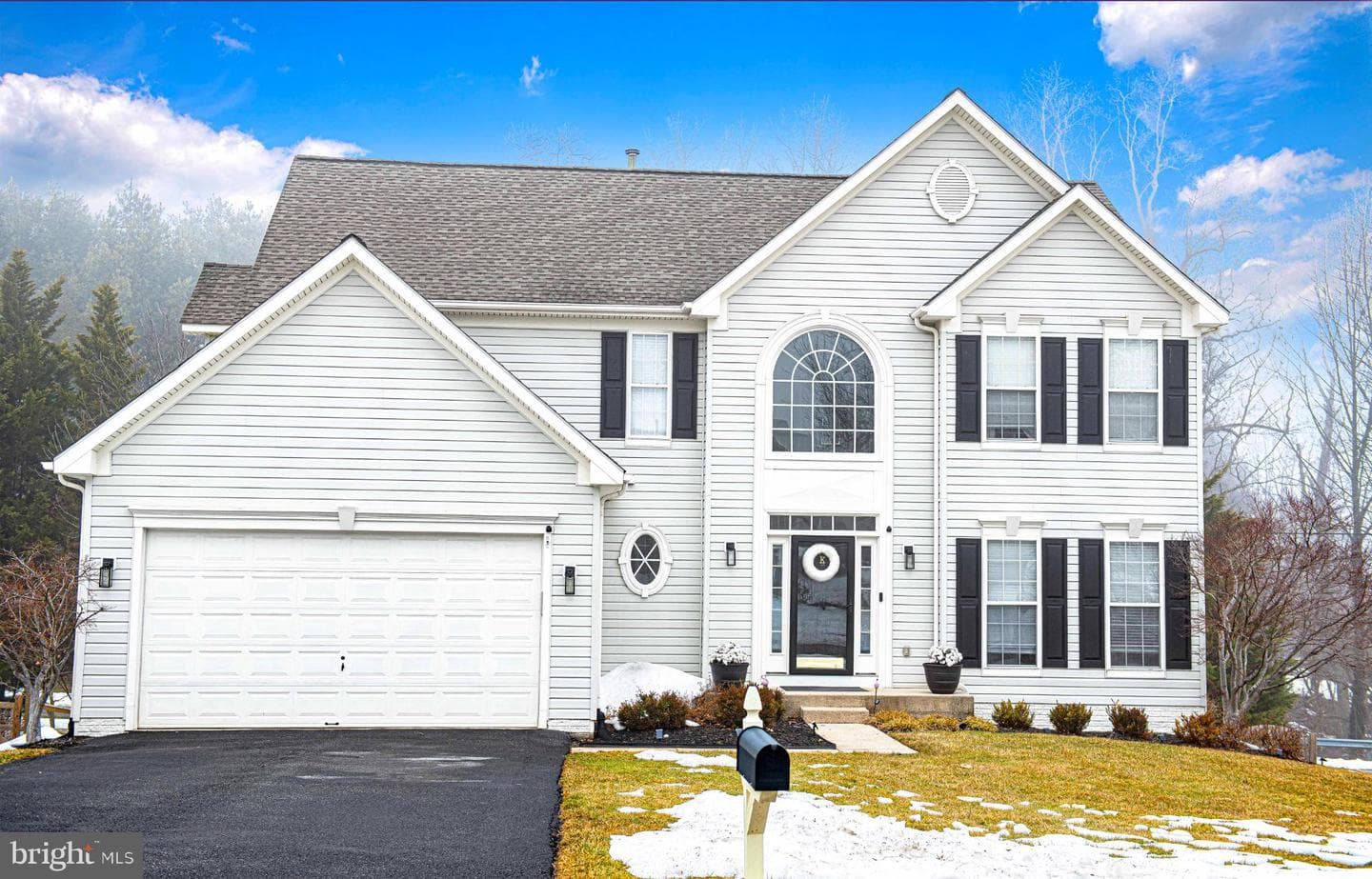 508 Woodring Drive photo 3