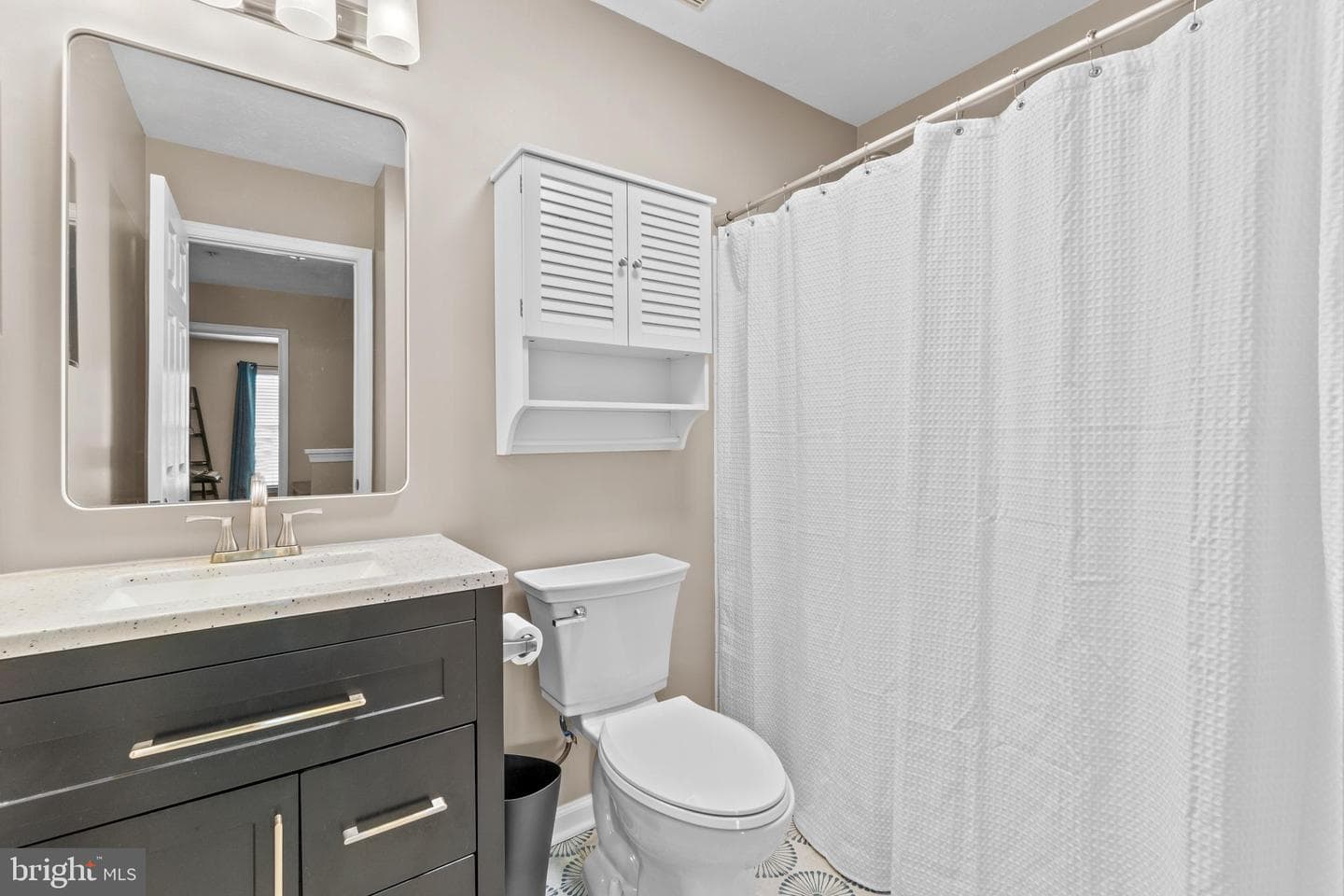 305 Esther Drive photo 19