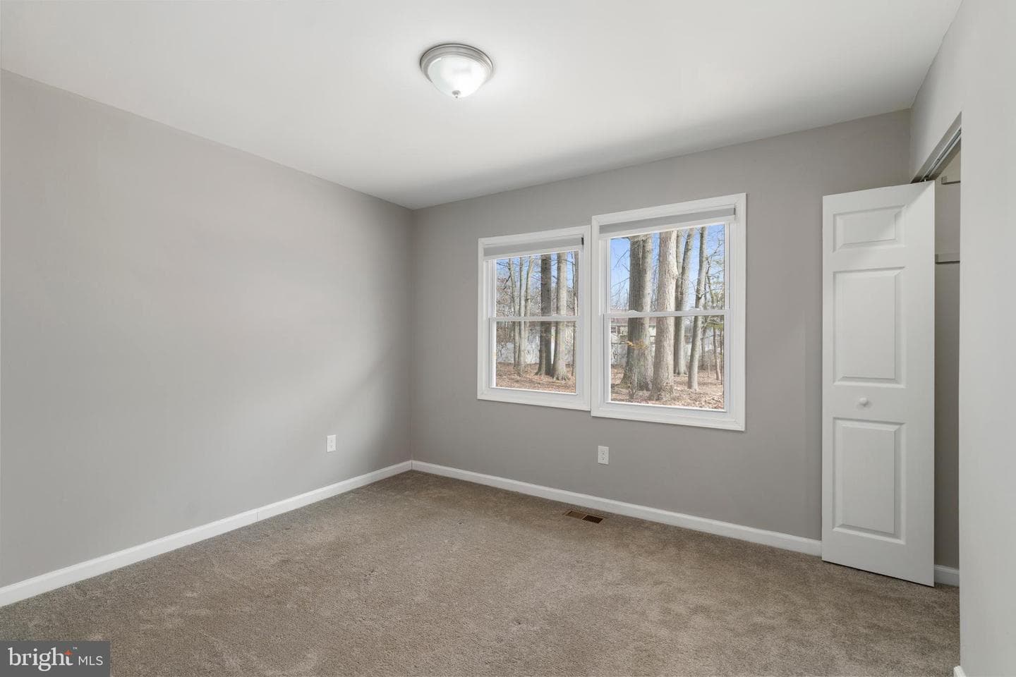 311 Summerfield Court photo 33