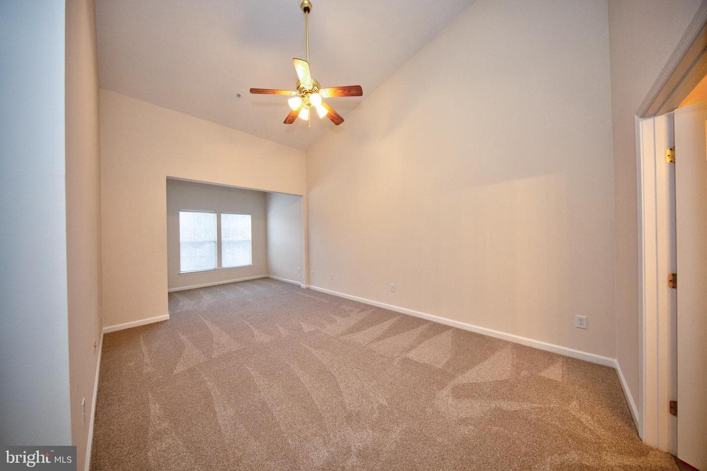 712 Kings Path #3a photo 23