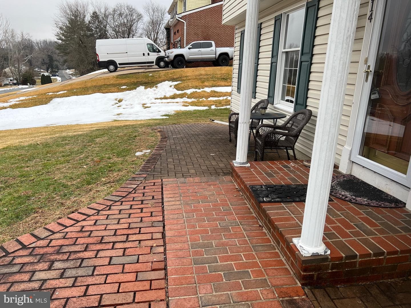 614 Camelot Drive photo 37
