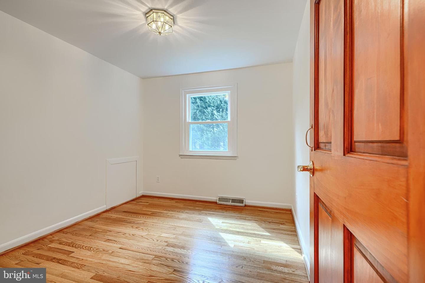 1202 Vermont Road photo 38