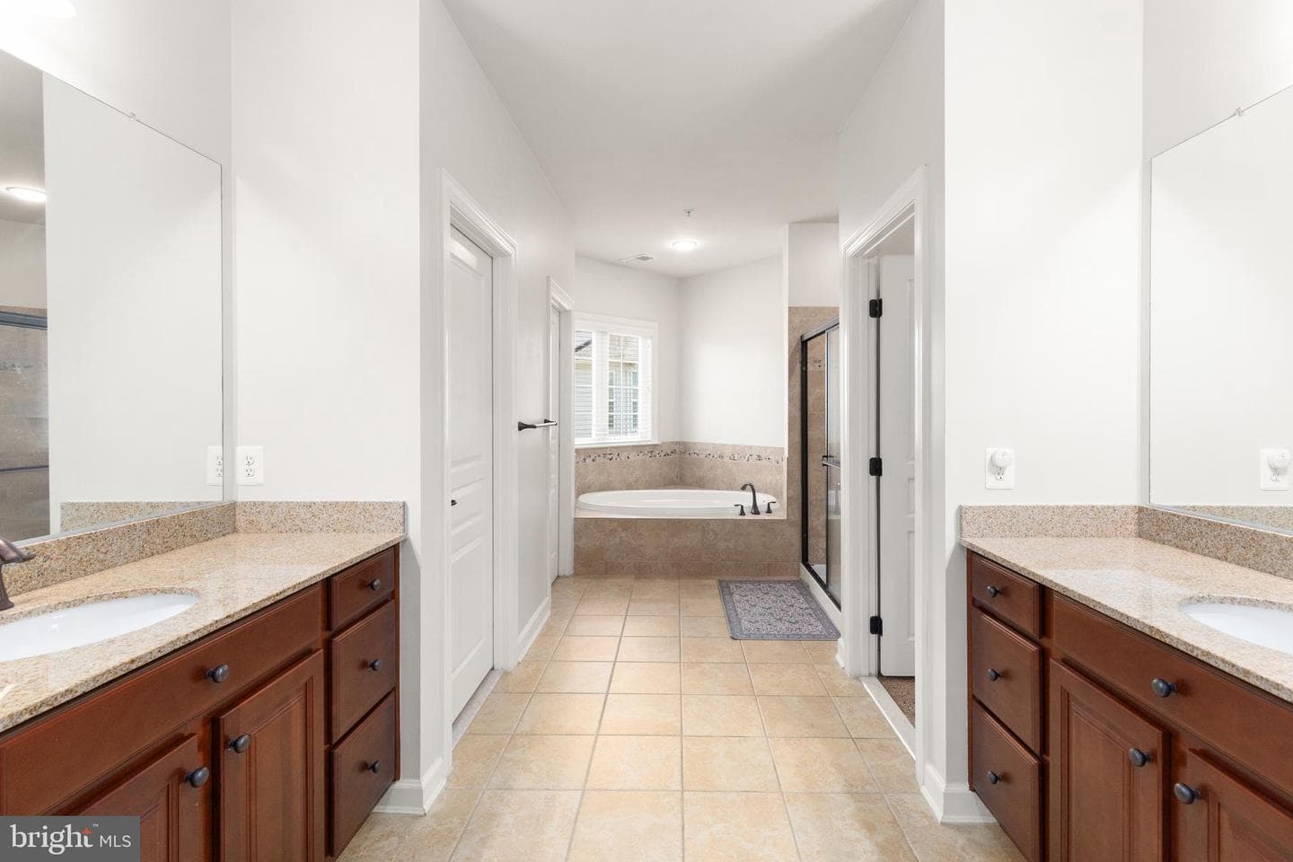 702 Monarchos Drive photo 24