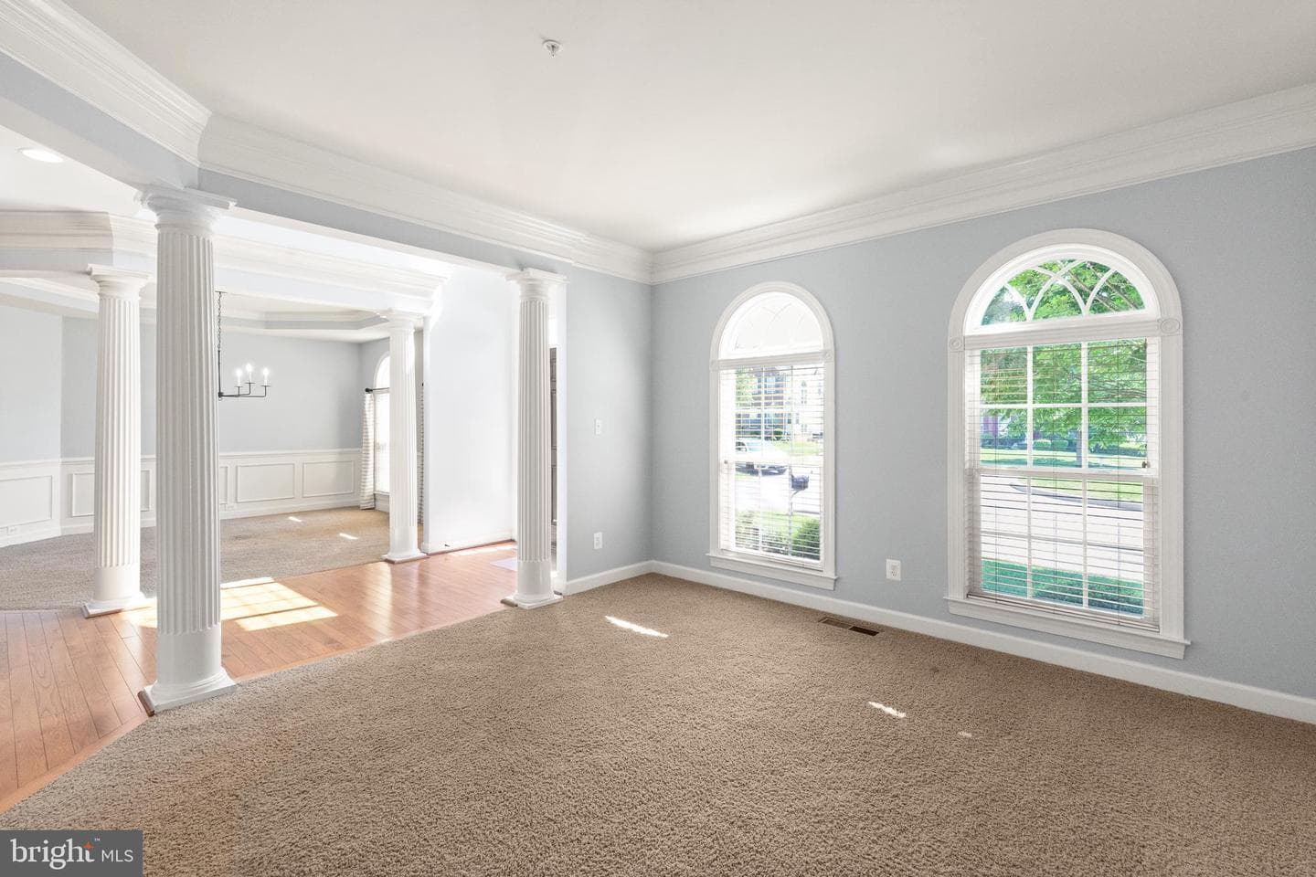 702 Monarchos Drive photo 4