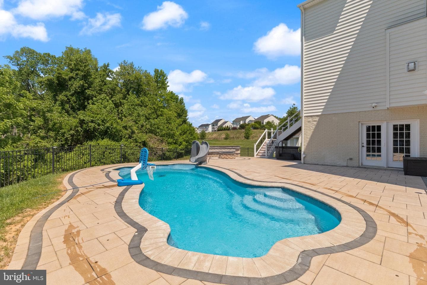 702 Monarchos Drive photo 42