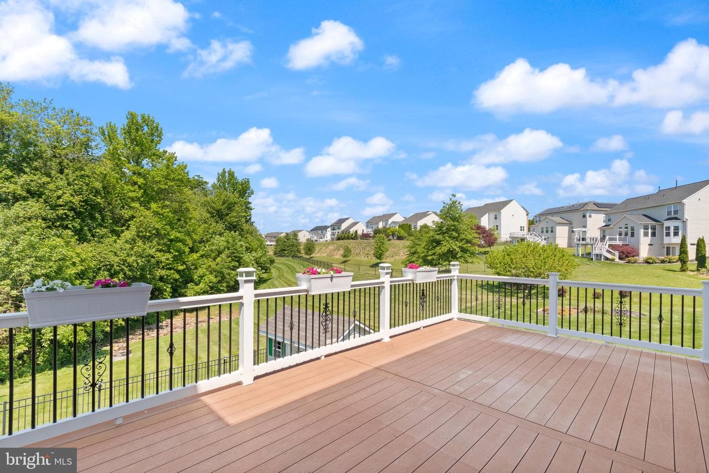 702 Monarchos Drive photo 44