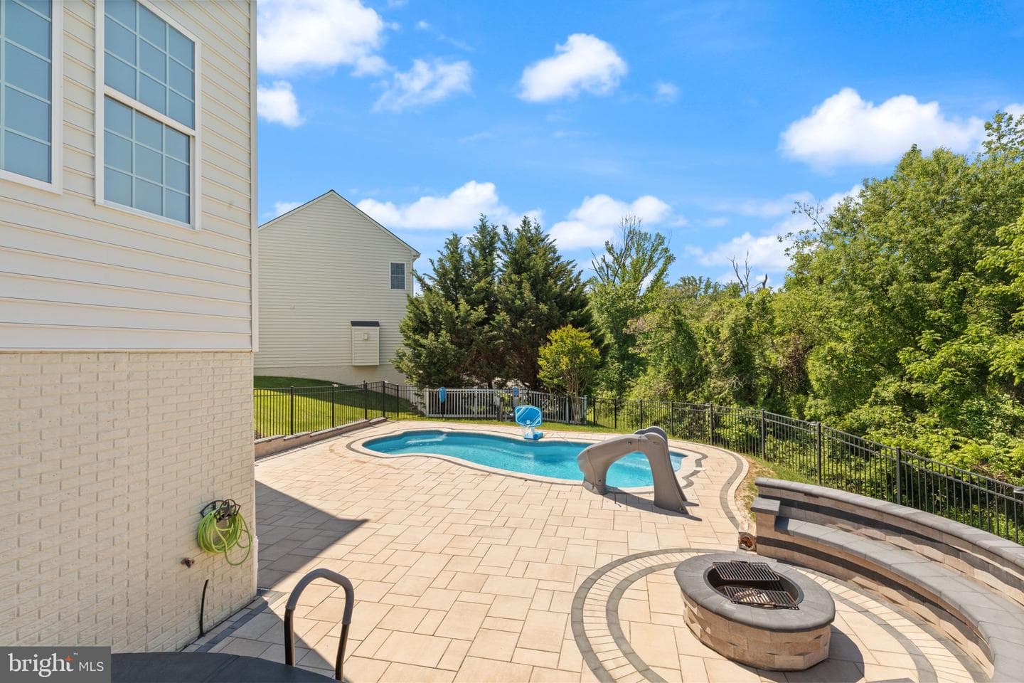 702 Monarchos Drive photo 45