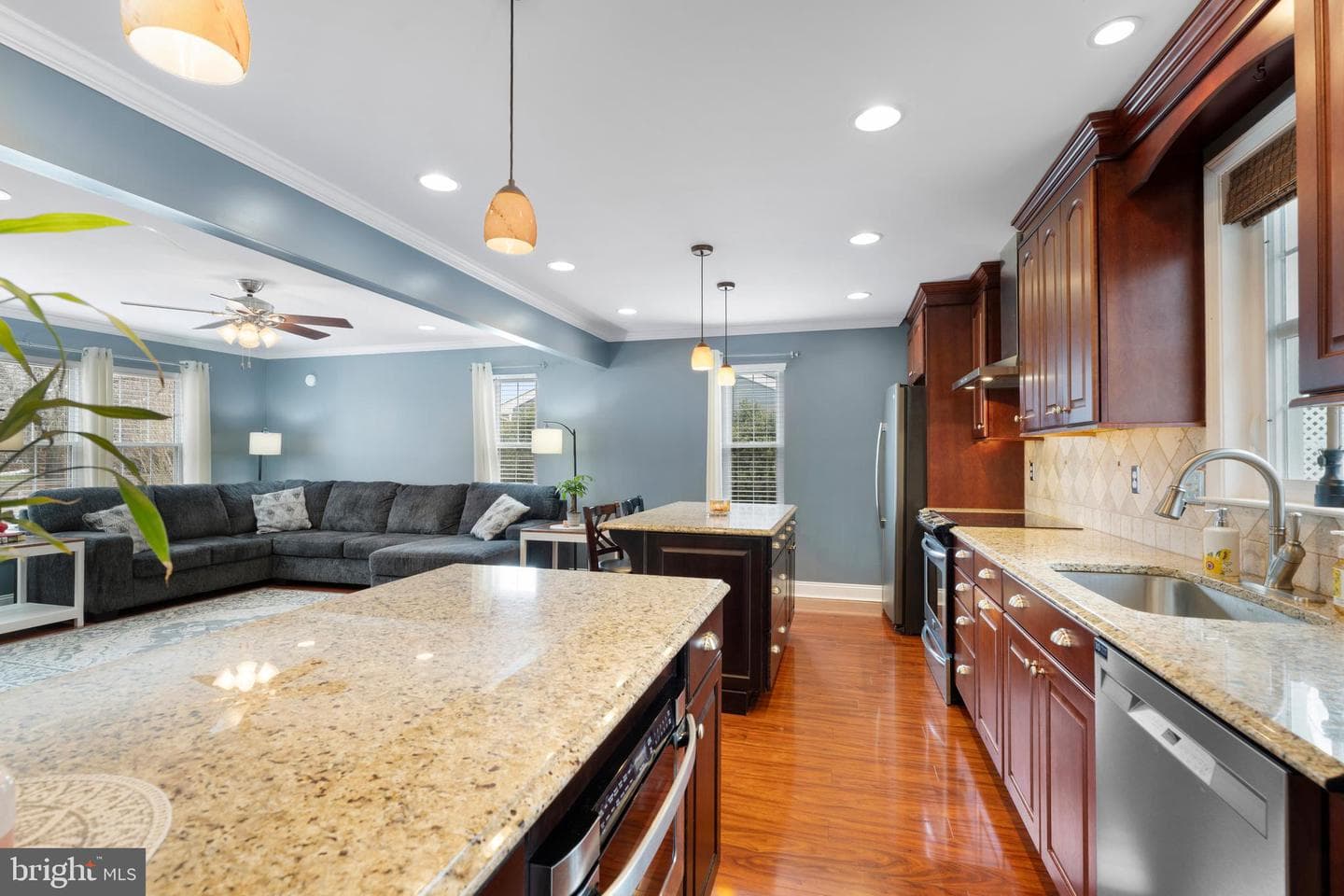 463 Crisfield Drive photo 30