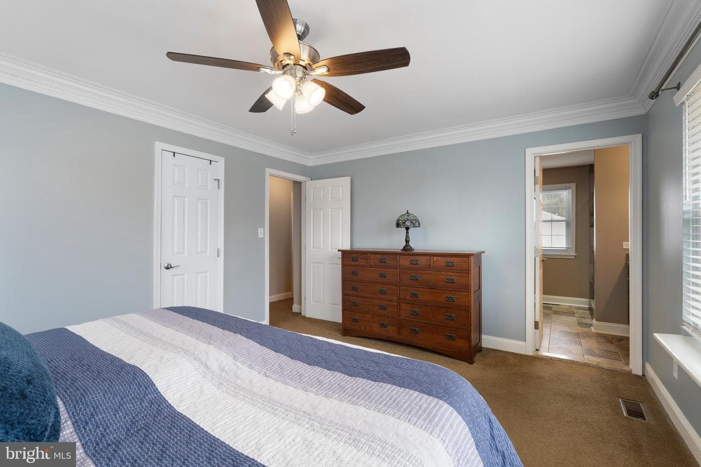 463 Crisfield Drive photo 41