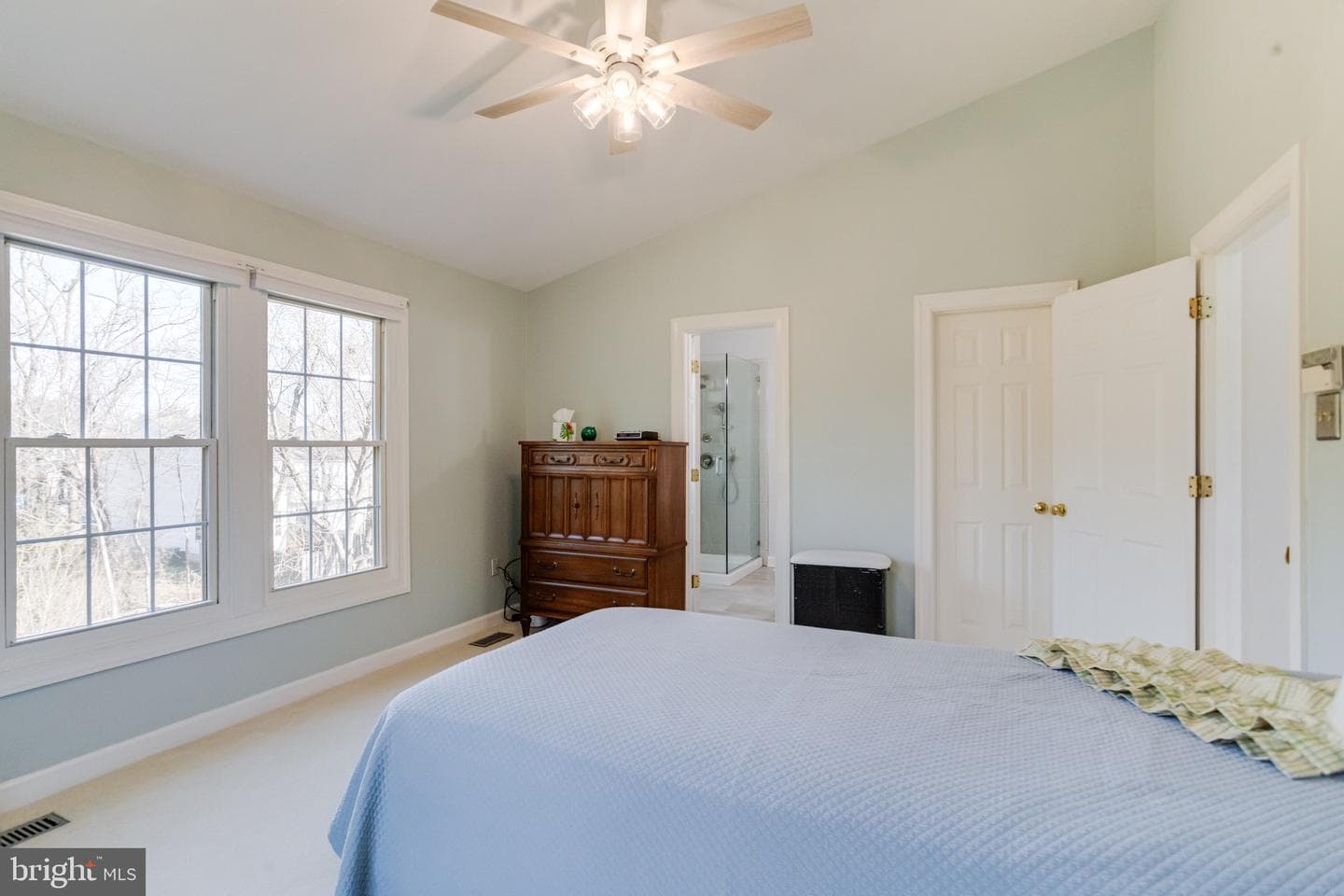 200 Temple Drive photo 41