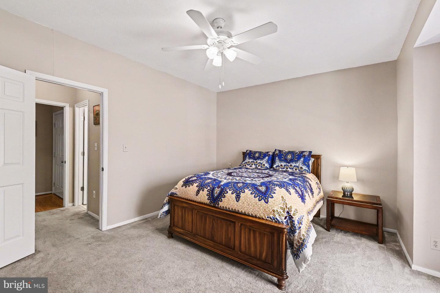 200 Thames Way #200-I photo 18