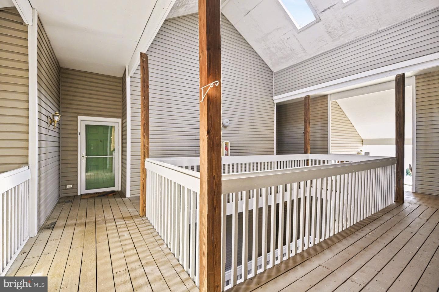 200 Thames Way #200-I photo 26