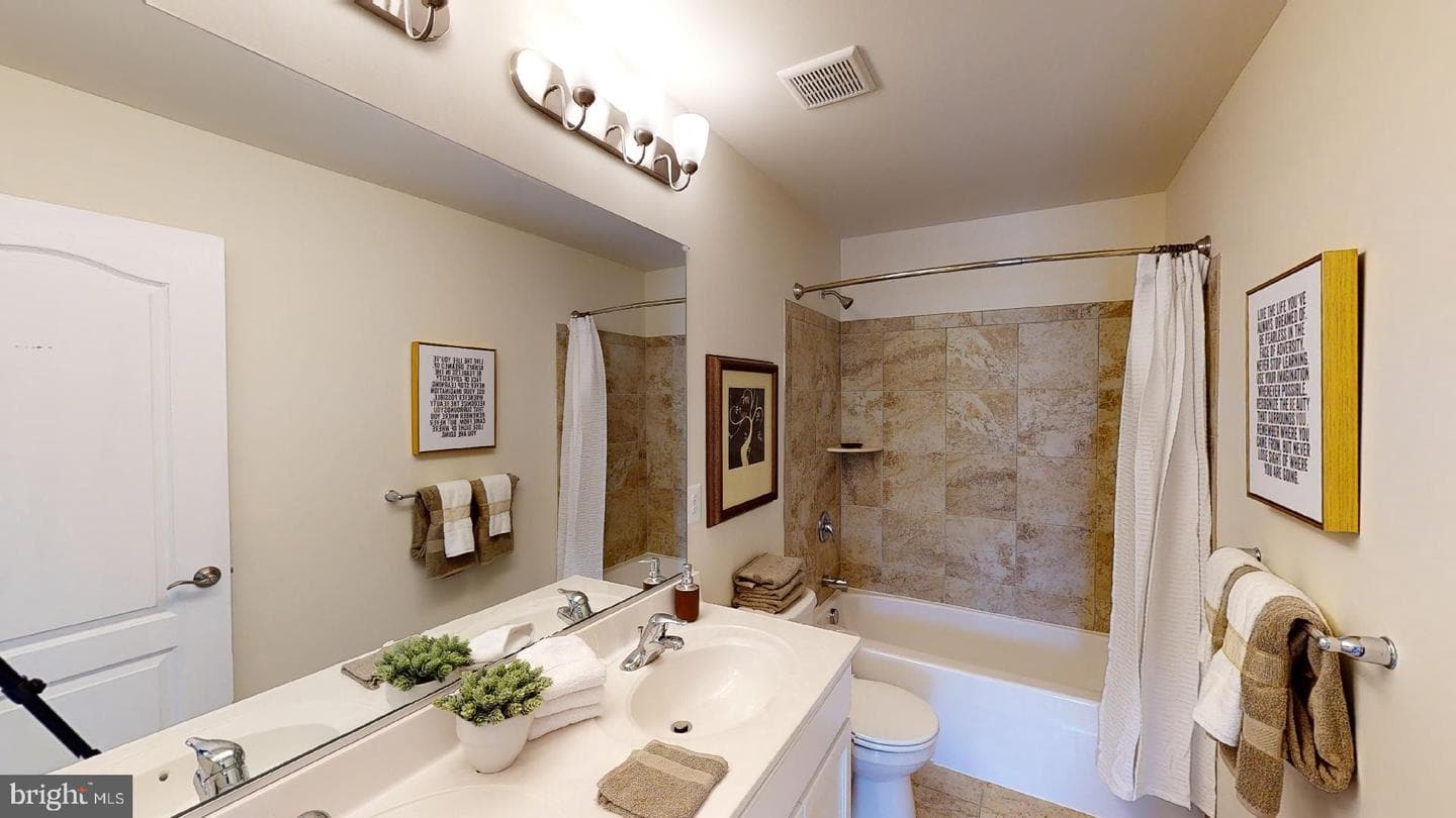 2310 Bell'S Tower Court photo 30