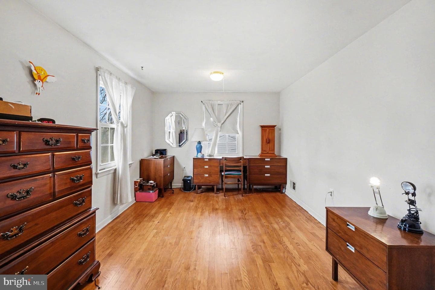 501 Giles Street photo 17