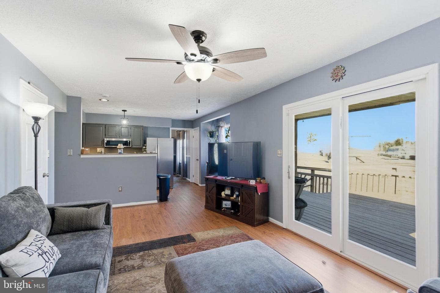 3820 Federal Lane photo 6
