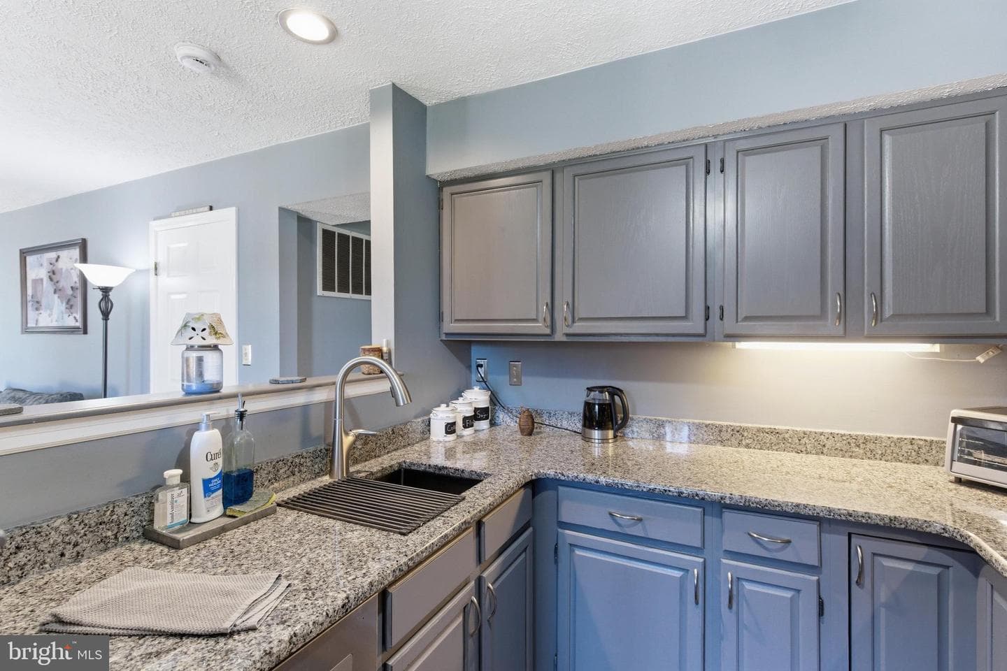 3820 Federal Lane photo 9