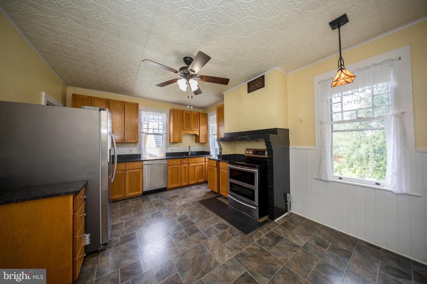 123 S Union Avenue photo 31