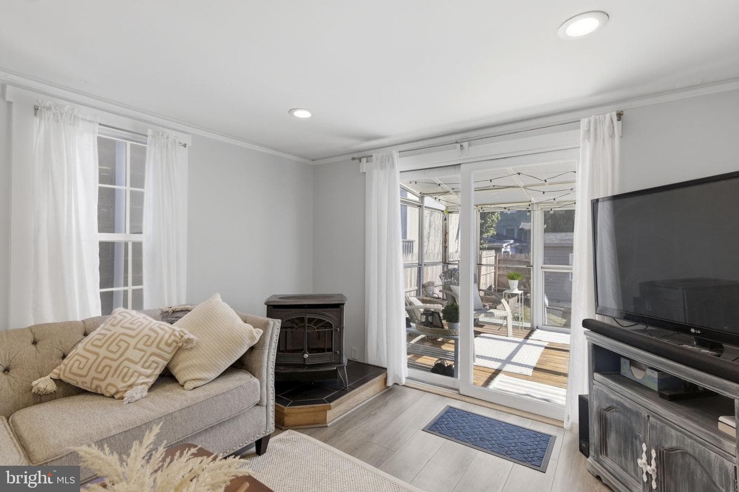 205 S Union Avenue photo 14